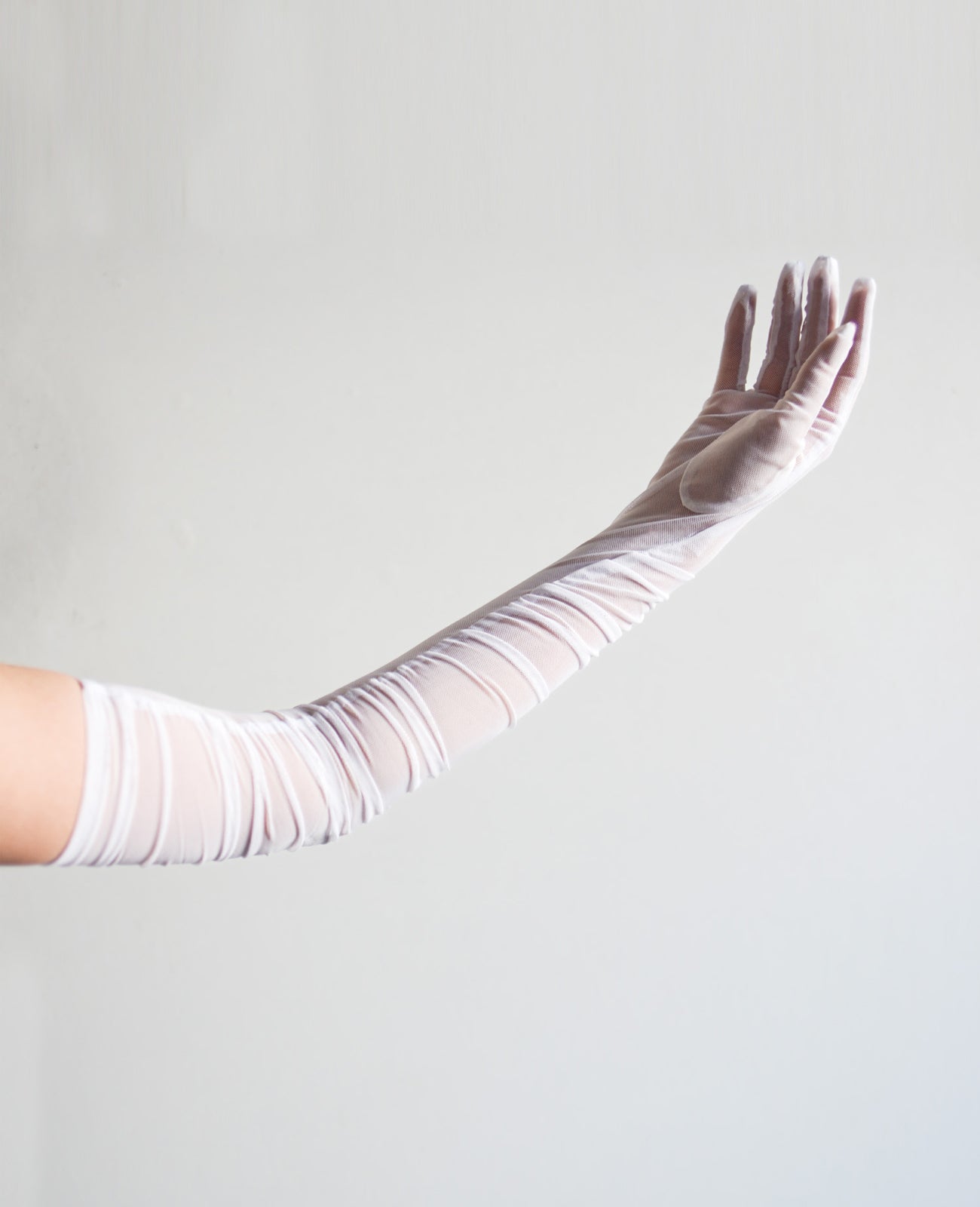 Dove Gloves