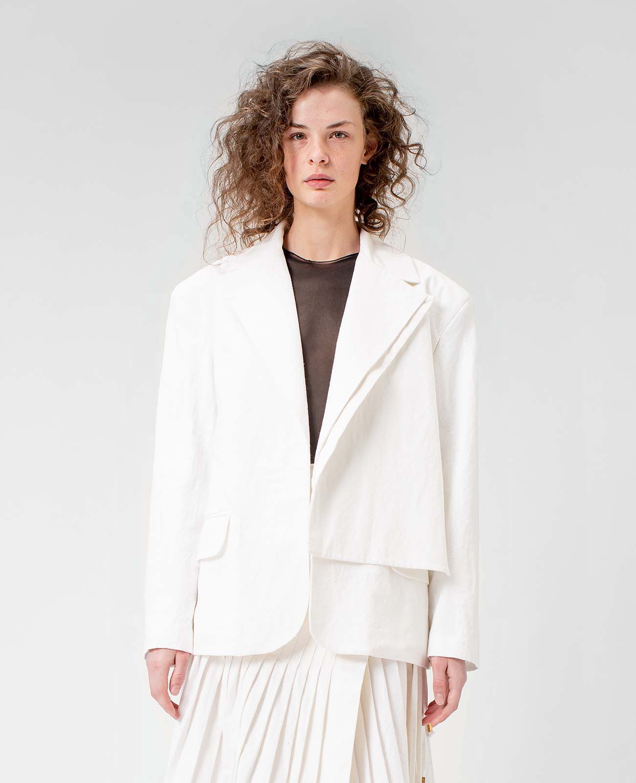 1916 White Jacket - Ioana Ciolacu